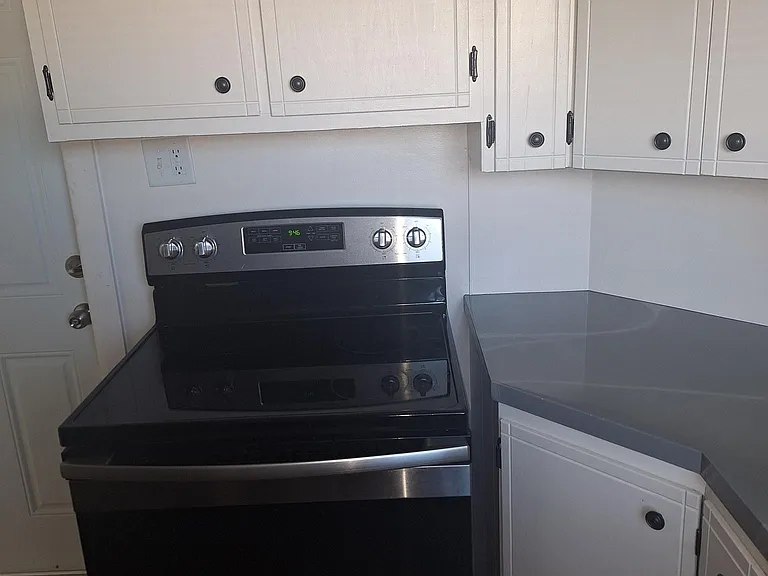 3348 Dunn Ave — Photo 8