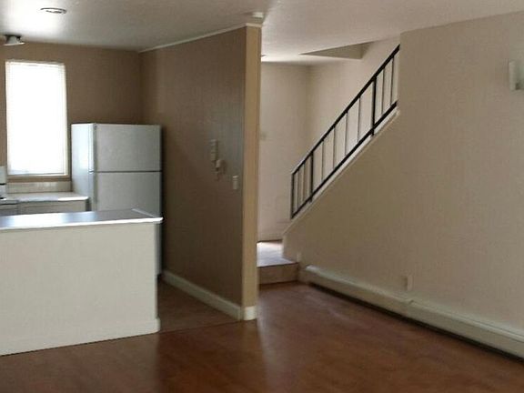 4th image of 1812 Canyon Blvd APT 3C