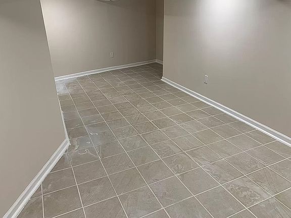 4th image of 510 W Norris St #1