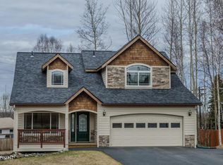 10762 Briggs Cache Cir, Eagle River, AK 99577