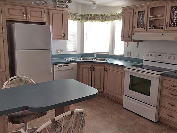 3rd image of 6052 Tierra Entrada