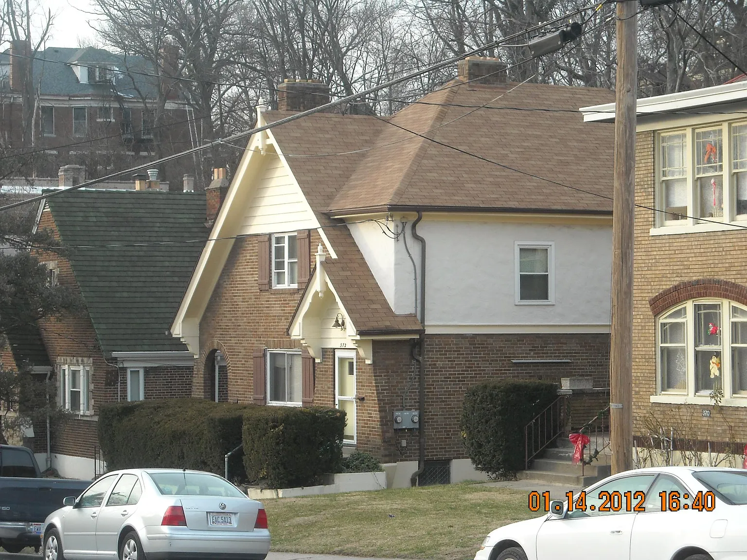 3 bed, 2208 sqft, $1,800 — Photo 2