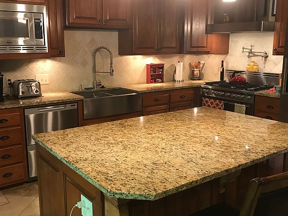 4th image of 14305 Thorn Briar Dr