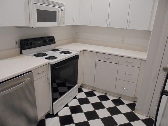 2nd image of 10 Weston Ave APT 218