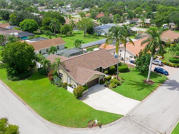3rd image of 644 Astarias Cir