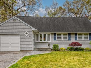 60 Magro Dr, North Babylon, NY 11703