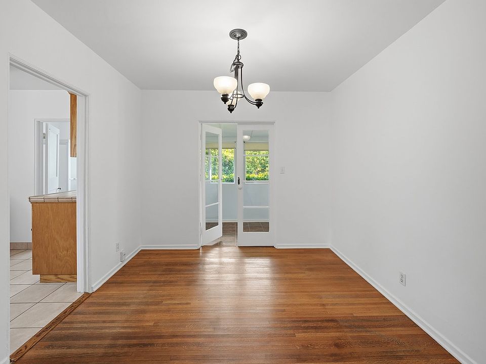 1st image of 926 W Palm Ave