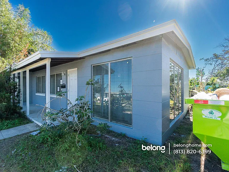 691 Sharon Cir — Photo 18