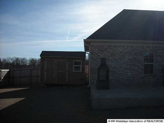 5th image of 1740 S Robertson Place Dr