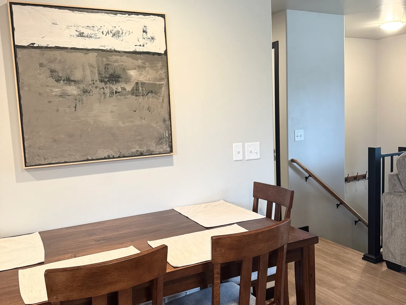 4 bed, 1728 sqft, $2,100 — Photo 4