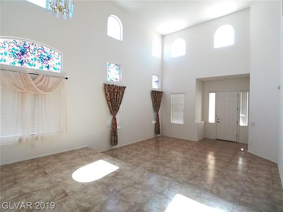 4th image of 4566 Maxwell Peak Ct