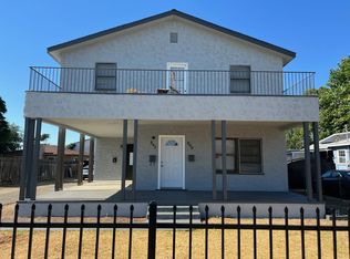 842 E Monterey Ave, Pomona, CA 91767