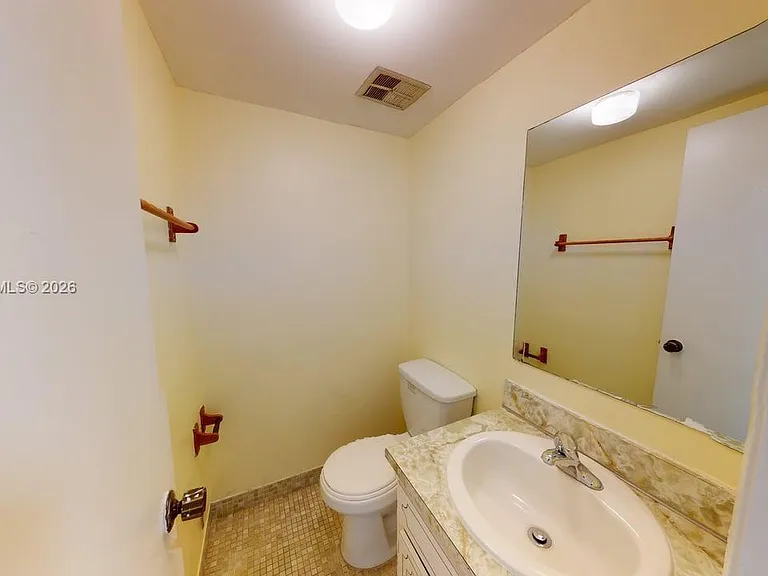 1955 NE 135th St #301 — Photo 15