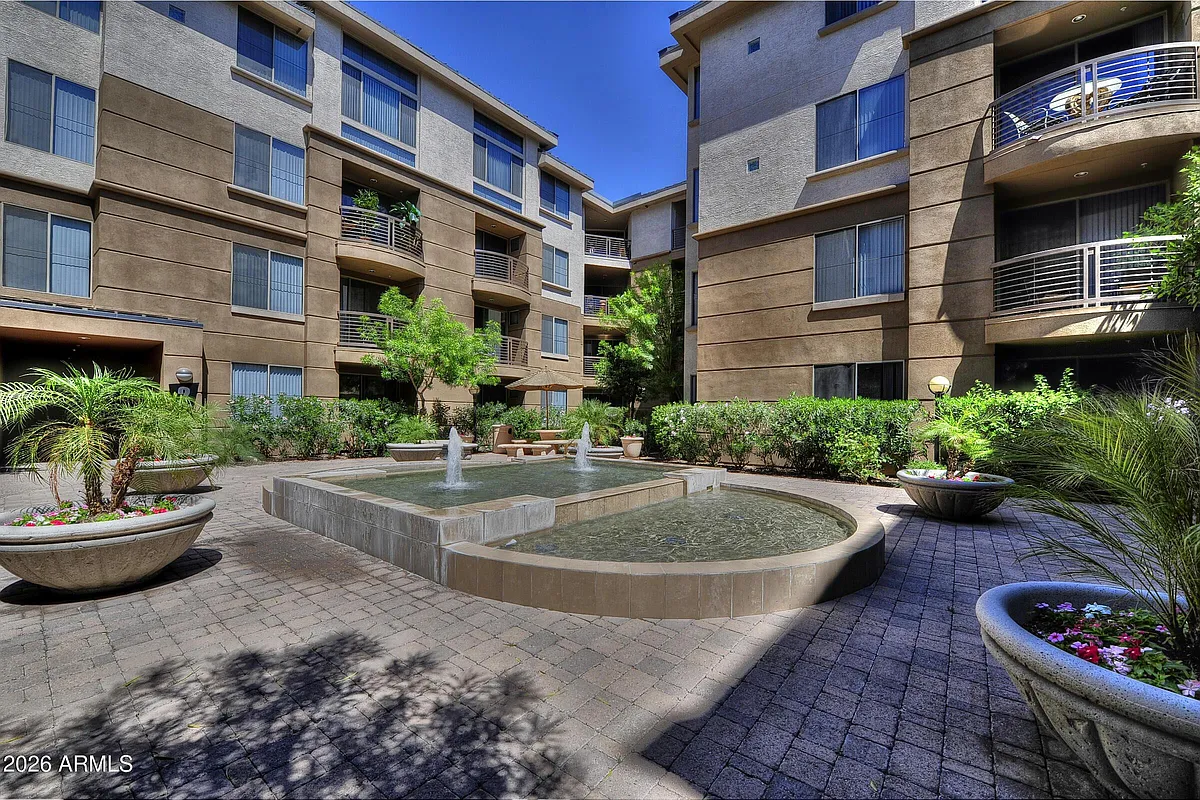 Building Photo - 1701 E Colter St #178