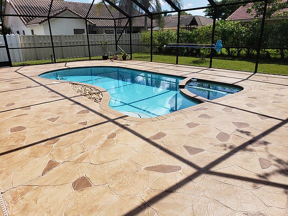 3rd image of 5940 NW 56th Ct