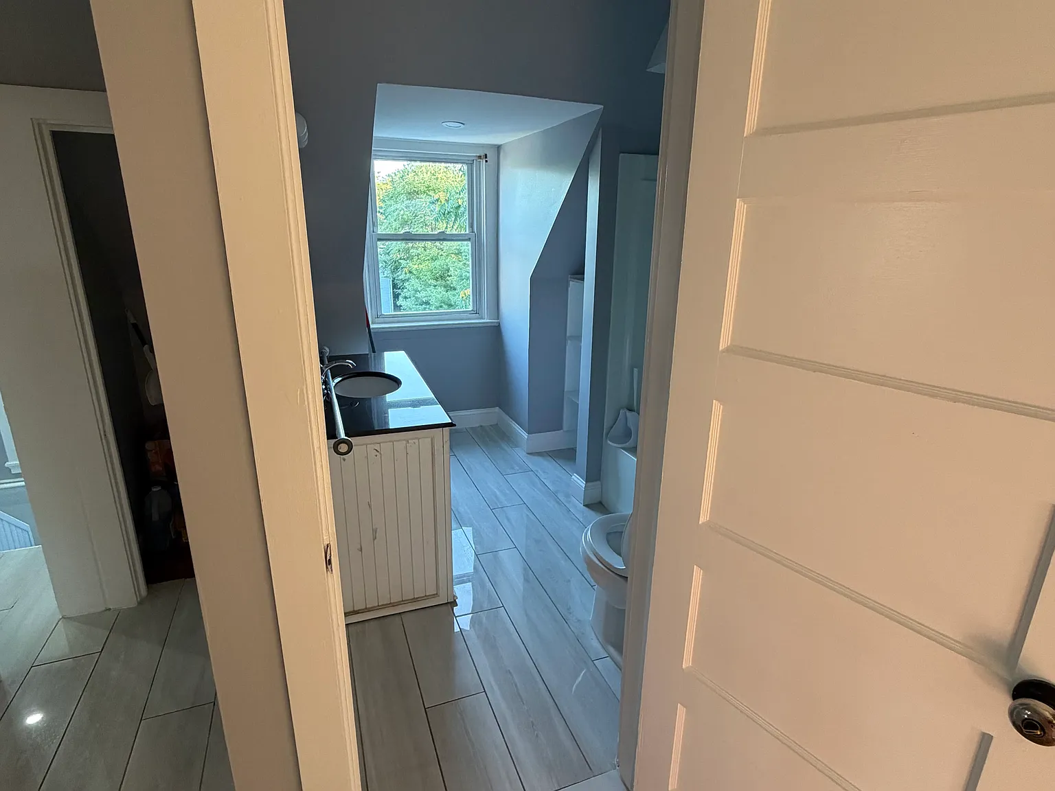 4 bed, 1400 sqft, $2,700 — Photo 4