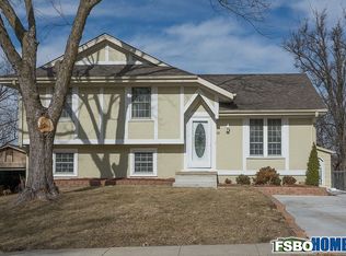 616 E Spring St, Des Moines, IA 50315