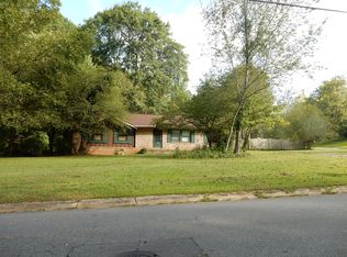 2868 Bay Berry Dr SW, Marietta, GA 30008