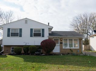 837 Hollywood Dr, Elyria, OH