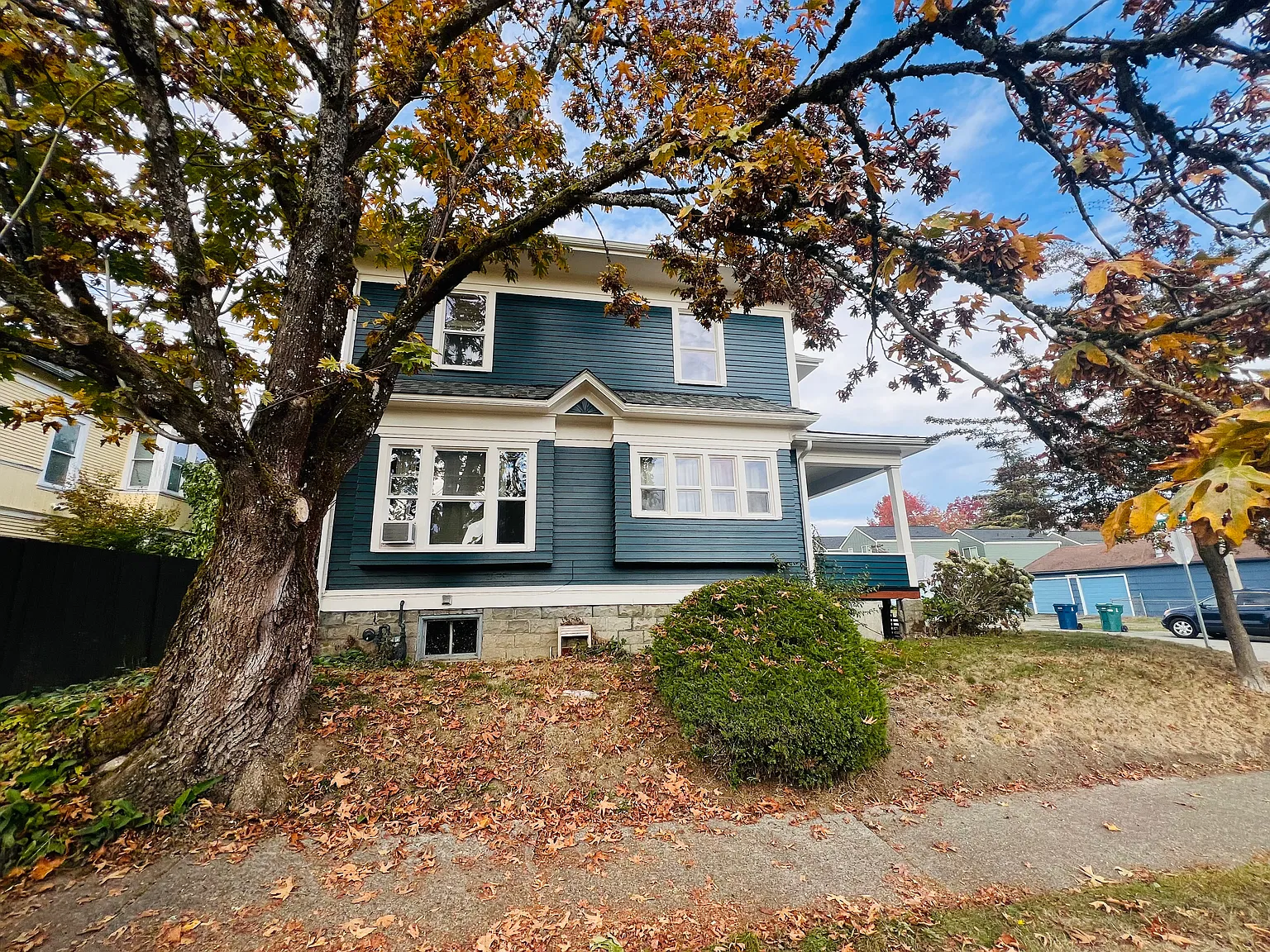 2 bed, 844 sqft, $1,875 — Photo 2