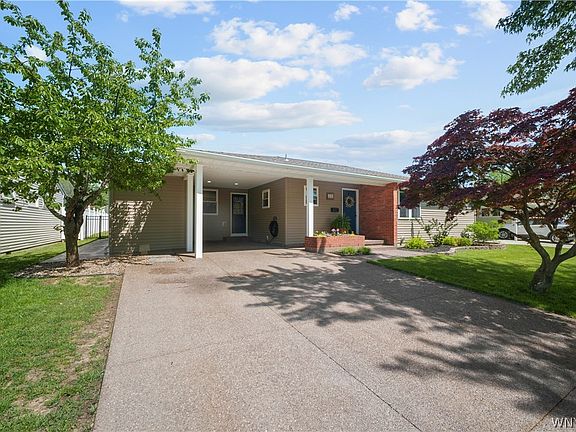 4th image of 635 Lynbrook Ave