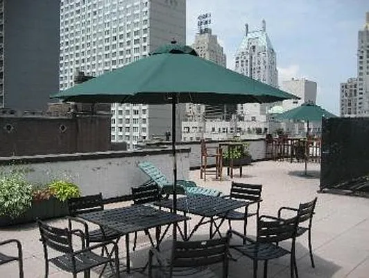 Rented by Levan Real Estate | media 20