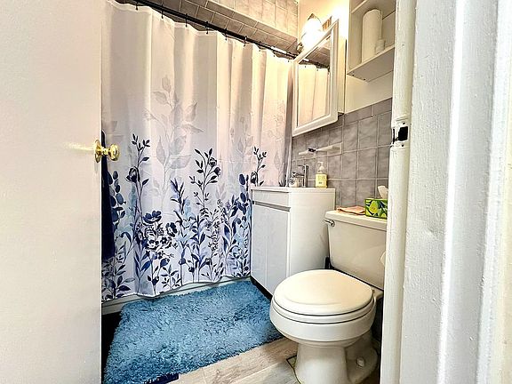 3rd image of 222-89 Braddock Ave #B