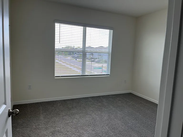 35835 Ellsworth Pl — Photo 16