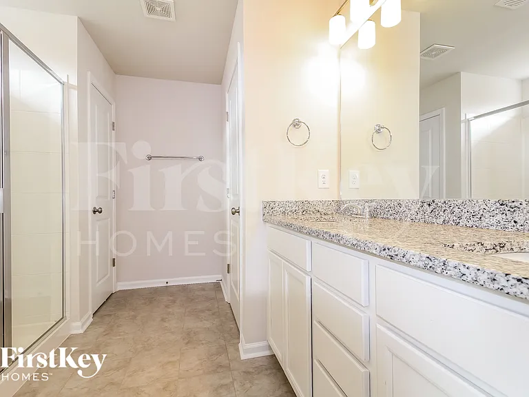 304 Ashborne Ln — Photo 9