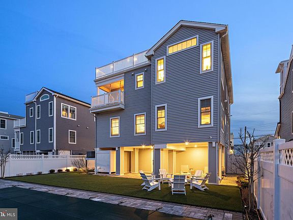 5th image of 9 W Harding Ave