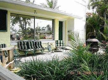 3rd image of 1109 Lake Dr
