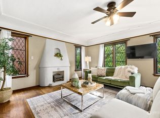 1114 17th Ave APT 201, Seattle, WA 98122