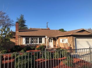 22643 Collins St, Woodland Hills, CA 91367