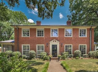 2524 Oxford Pl, Charlotte, NC 28207
