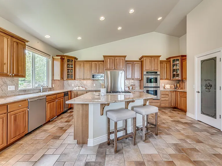 1039 Mountain Air Ct — Photo 20