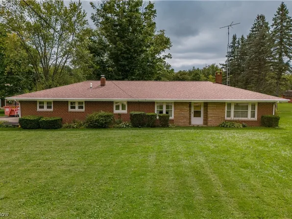 15750 Bowman St NE, Homeworth, OH 44634
