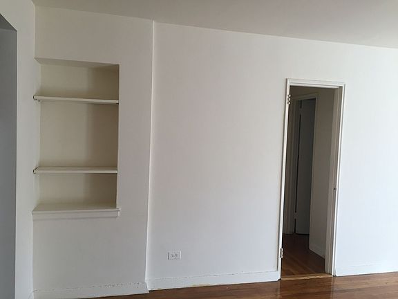 4th image of 4116 51st St APT 6C