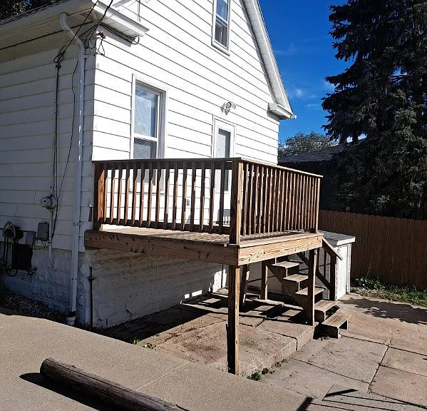 5804 S 50th Ave — Photo 4
