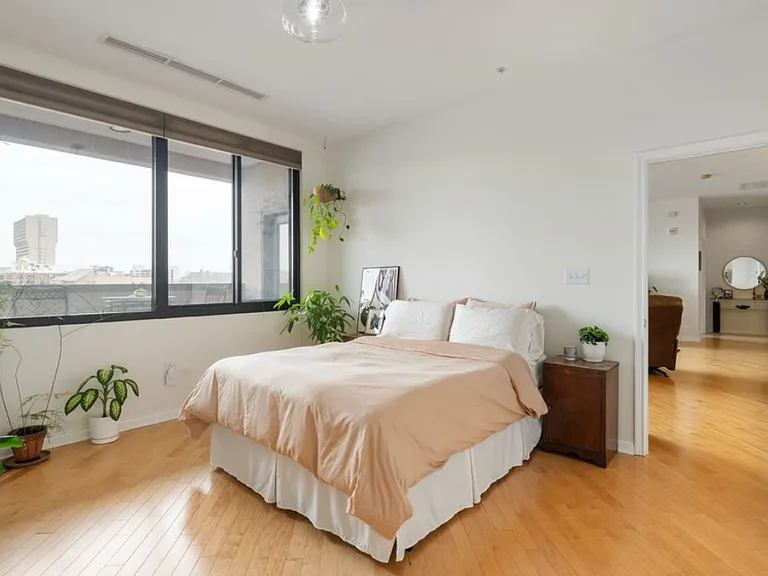 225 N New Jersey St #48 — Photo 4