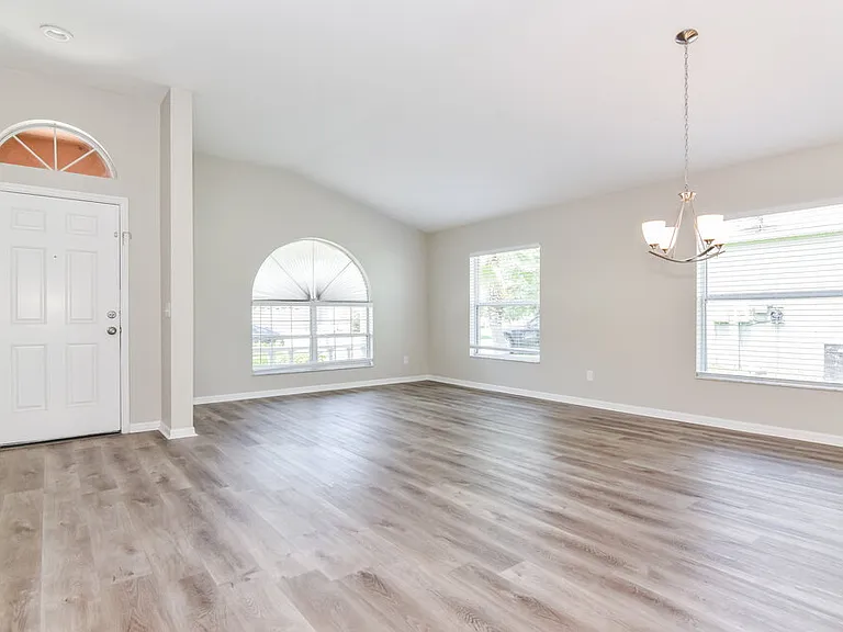 8217 Water Tower Dr — Photo 4
