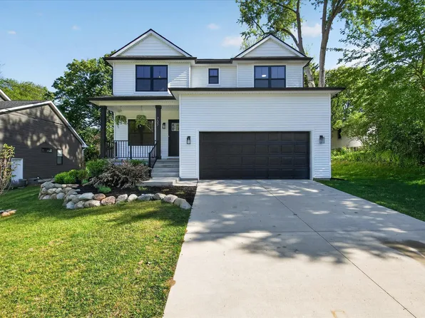 707 Nelson St, Brighton, MI 48116