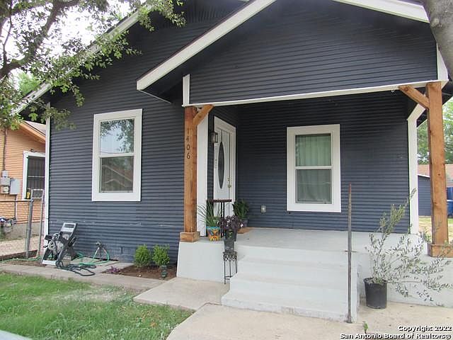 1st image of 1406 N Sabinas St