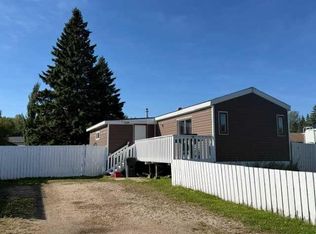 1109 12th Ave SE, Slave Lake, AB T0G 2A3