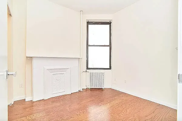 Rented by Living New York | media 11