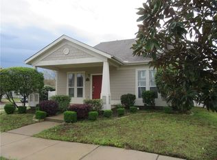 9328 Masse Ct, Aubrey, TX 76227
