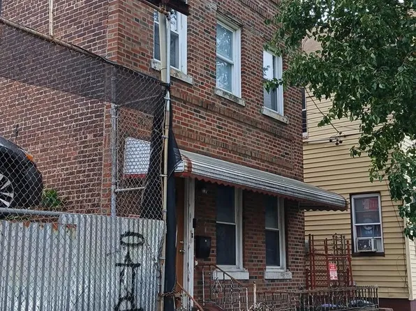 14814 97th Avenue, Jamaica, NY 11435