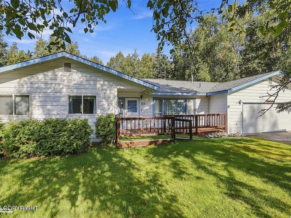 1st image of 3131 Spinnaker Dr