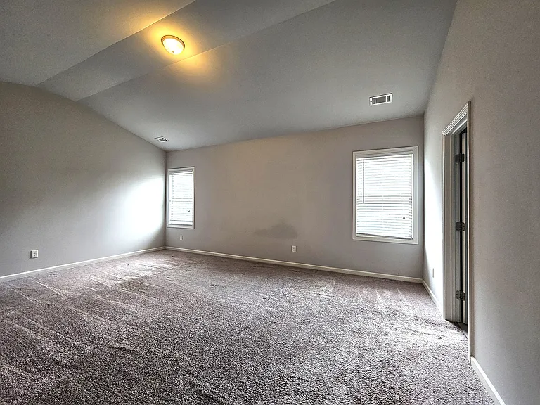 7561 Silk Tree Point — Photo 14