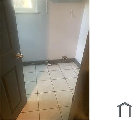 5th image of 333 S Inez St