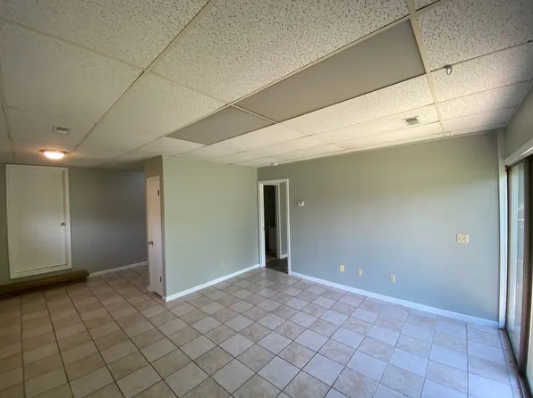 Acorn Drive, 4621-4655 S Acorn Dr #Cdecc38e5, Bloomington, IN 47403